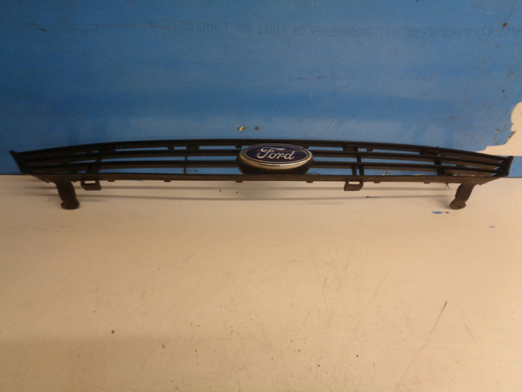 FORD FOCUS MK1 FRONT RADIATOR GRILL & BADGE EMBLEM 98AB8200AKW