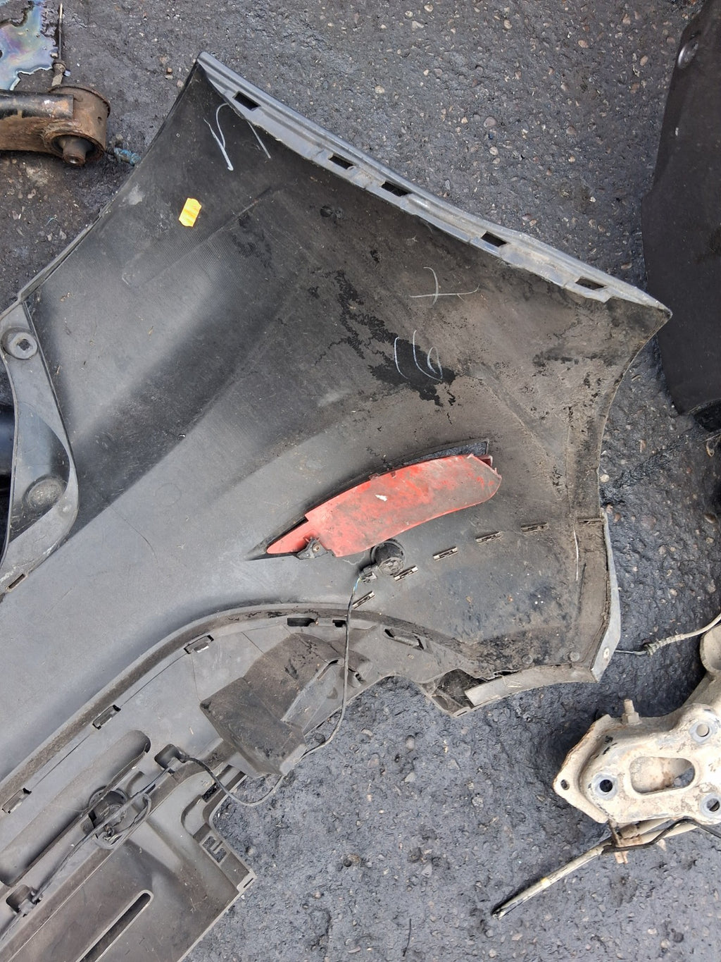 2014 FORD FIESTA MK7 COMPLETE REAR BUMPER WITH PDC SENSORS BLACK
