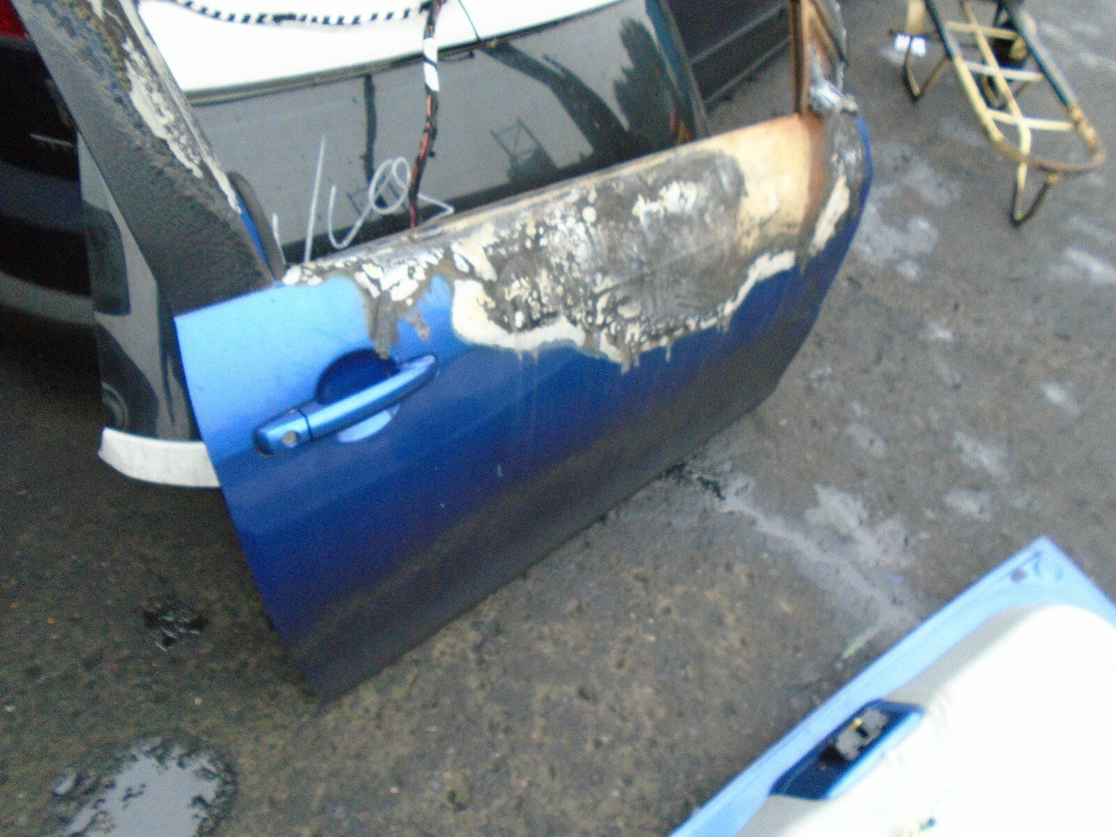 SUZUKI SWIFT MK3 2014 3 DOOR DRIVER OFF SIDE DOOR BLUE