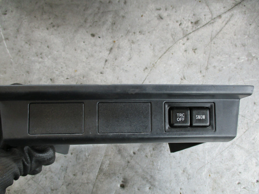 LEXUS IS MK1 99-05 SNOW TERRAIN TRACTION CONTROL SWITCHES & TRIM