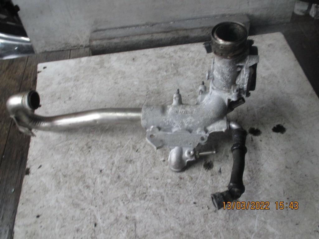 NISSAN JUKE 2013 THROTTLE BODY WITH HOUSING PIPE 147173974