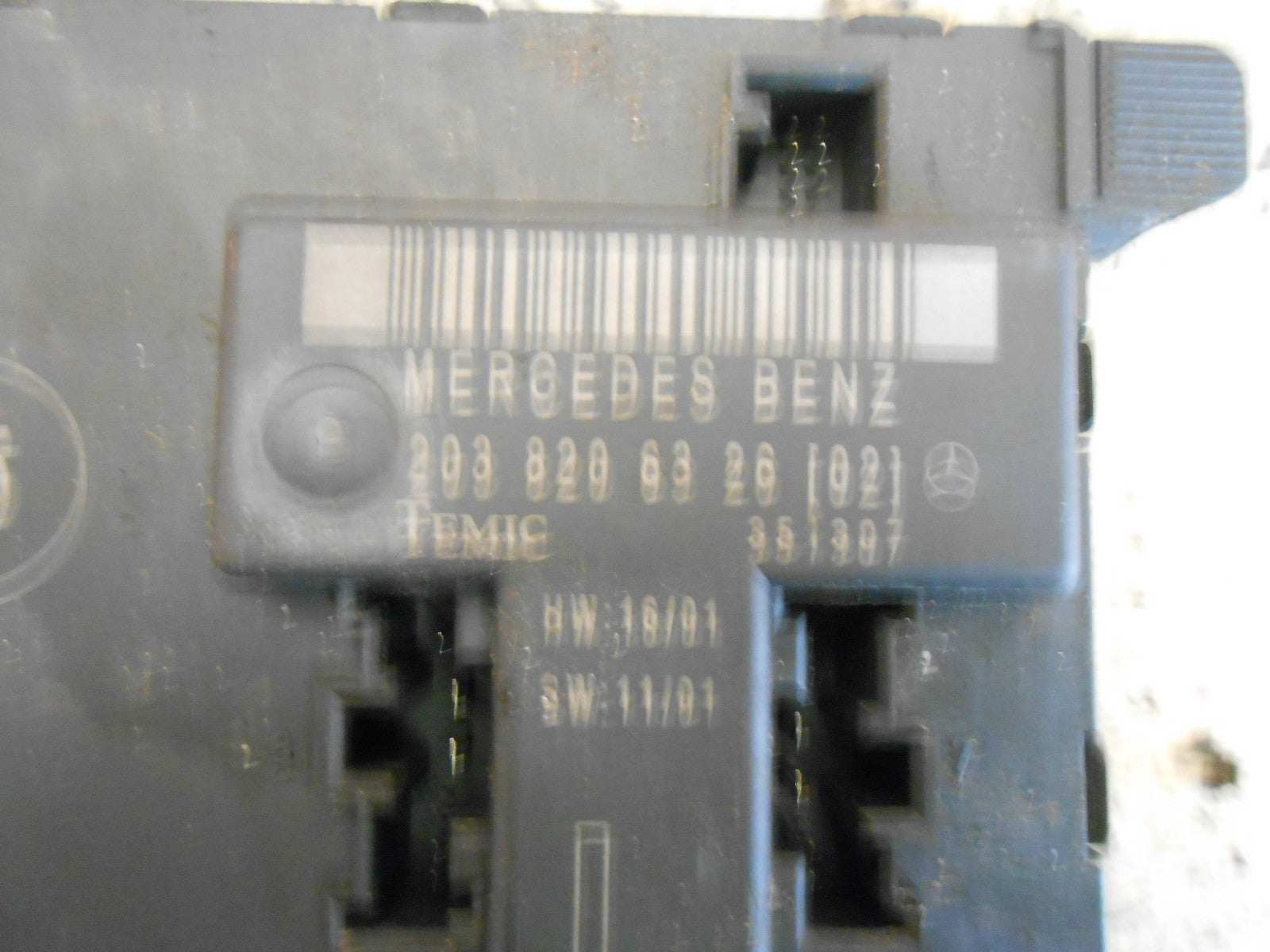 MERCEDES C CLASS W203 2003 FRONT DOOR CONTROL MODULES ECUS 2038206826
