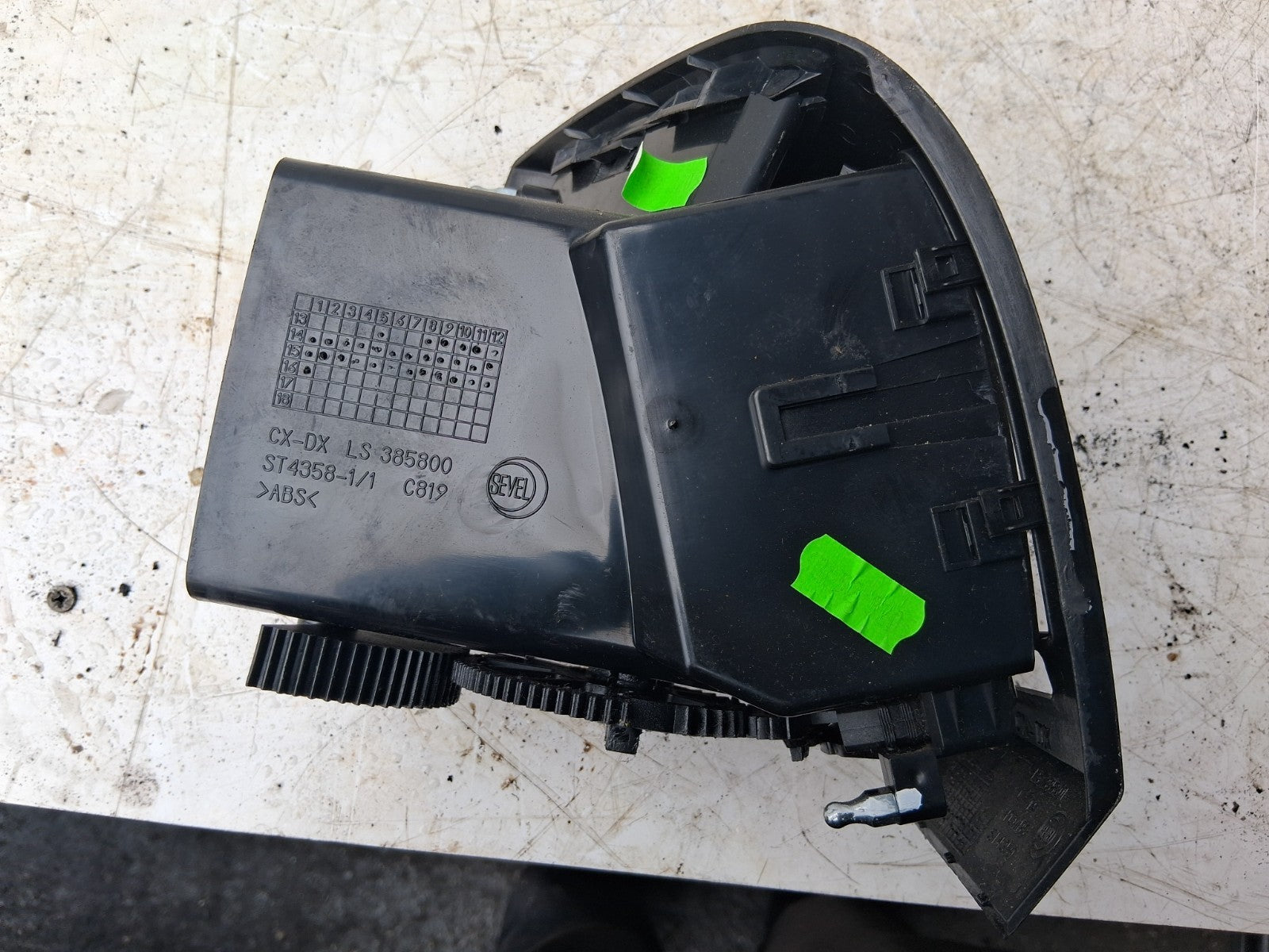 2016 PEUGEOT BOXER MK3 FRONT DASH OSF DRIVER SIDE FRONT RIGHT AIR VENT LS385800