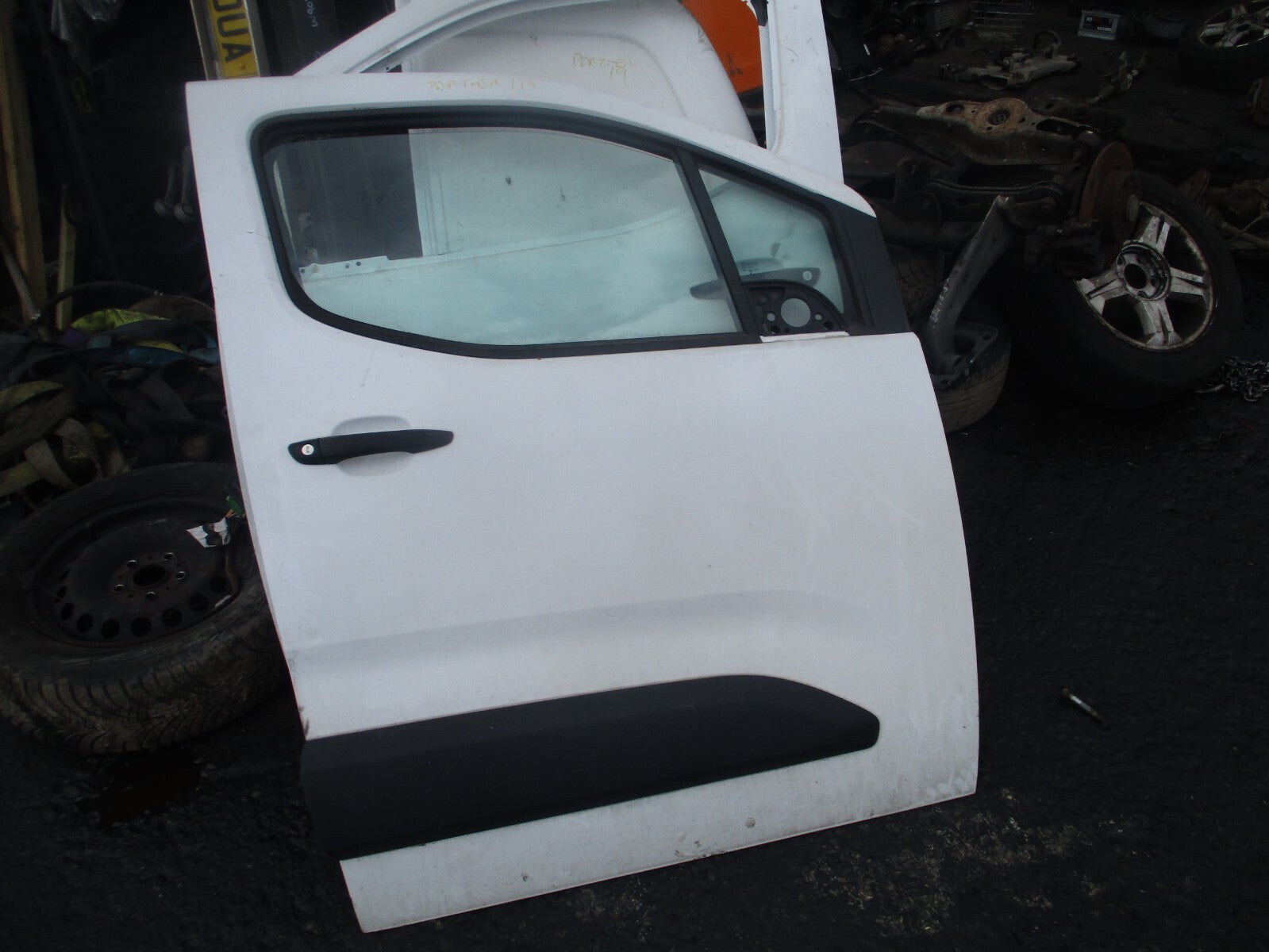 2019 PEUGEOT PARTNER MK3 K9 OSF DRIVER SIDE FRONT BARE DOOR WHITE