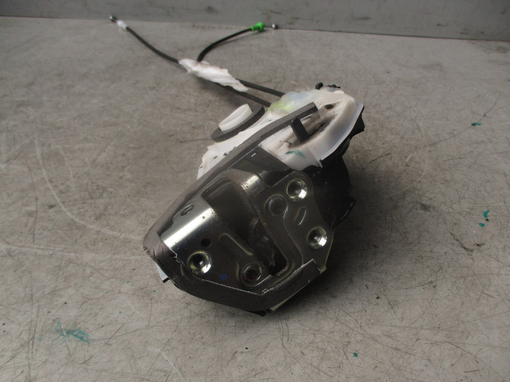 2019 TOYOTA AYGO MK2 NSR PASSENGER SIDE REAR LEFT DOOR LOCK MECHANISM