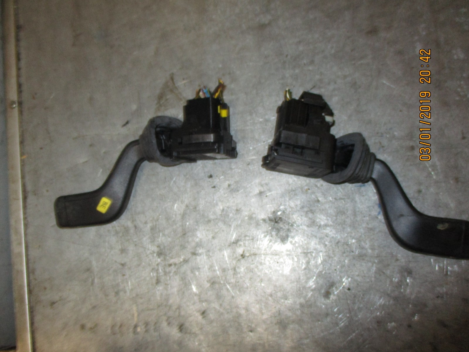 VAUXHALL AGILA A INDICATOR WINDSCREEN WIPER STALKS 090243395
