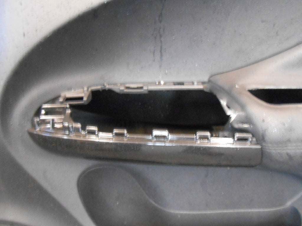 NISSAN JUKE 2016 OSF DRIVER SIDE FRONT DOOR CARD LEATHER ARMREST 809001KB0A