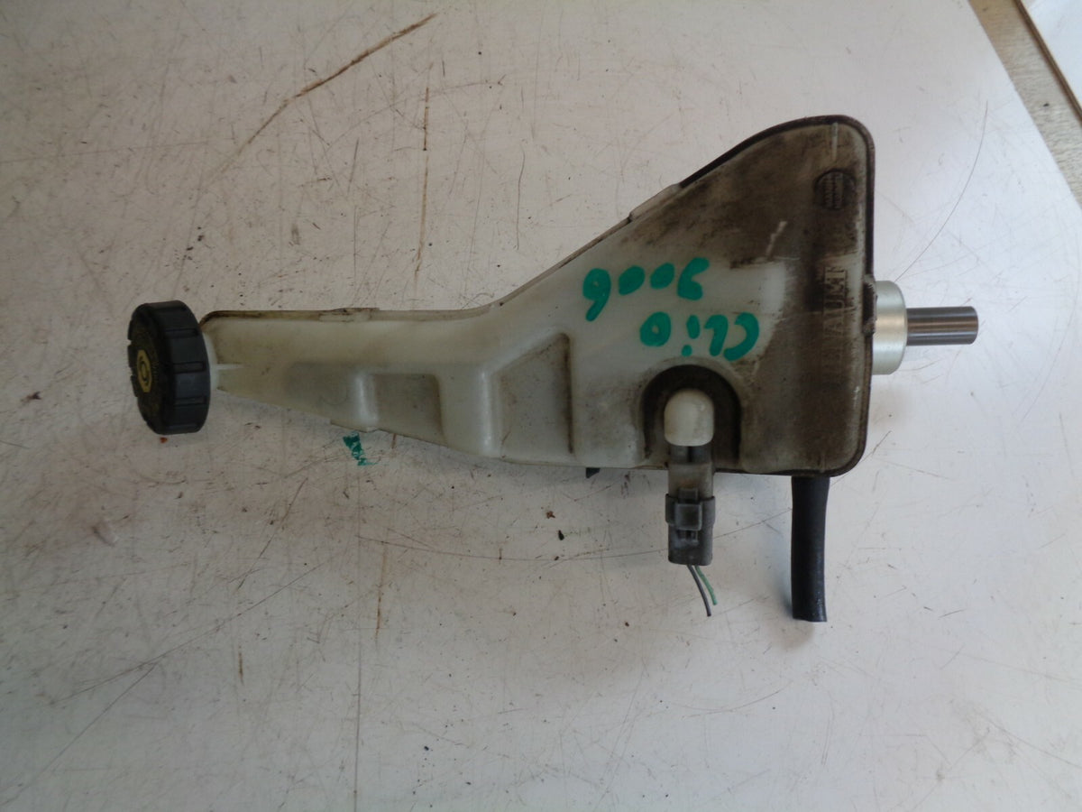 RENAULT CLIO MK3 2006 1.2 1.4 BRAKE MASTER CYLINDER RESERVOIR BOTTLE 8200129957