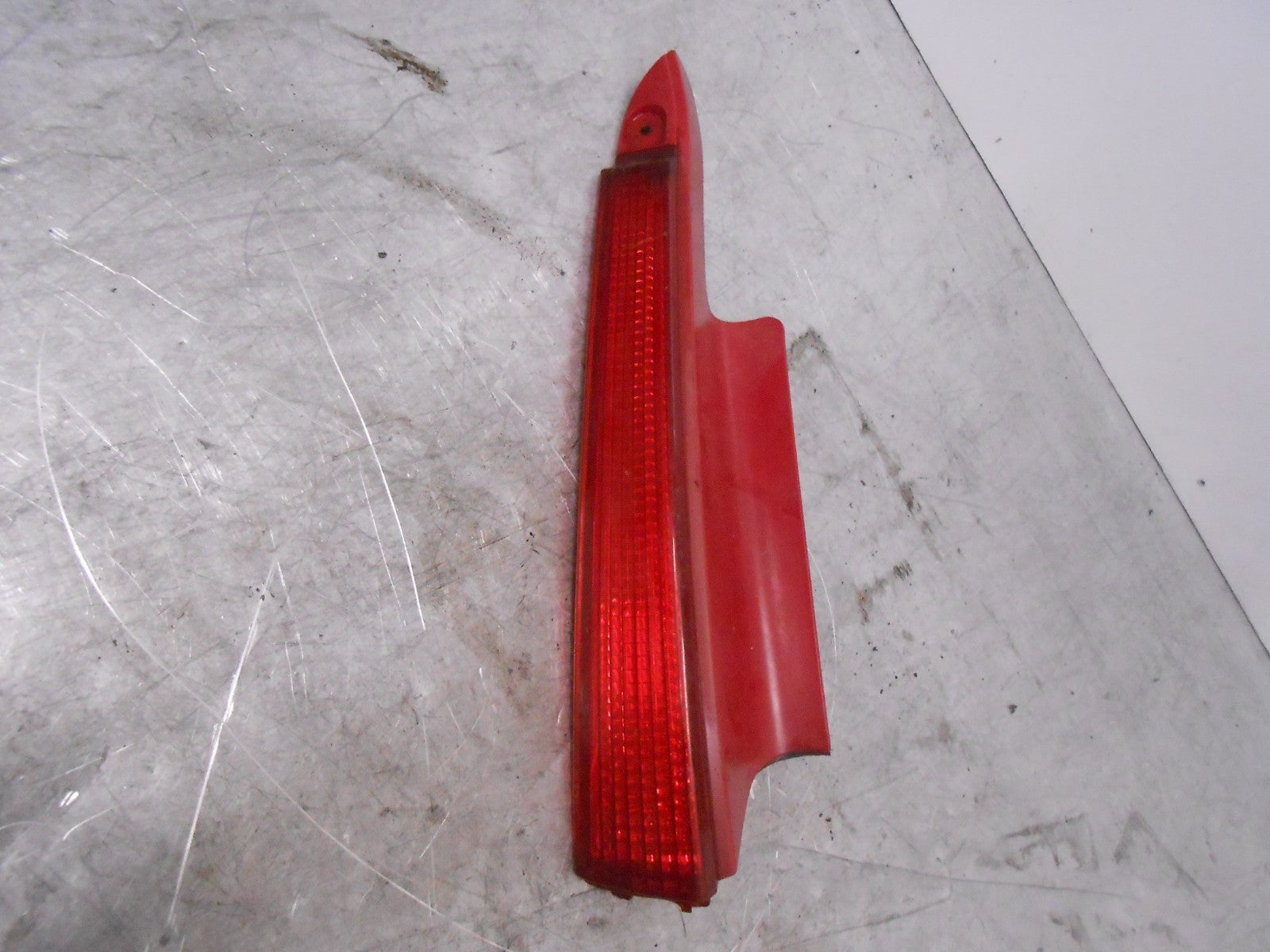 CITROEN C4 MK1 HATCHBACK NSR PASSENGER SIDE REAR LIGHT REFLECTOR 9655863880
