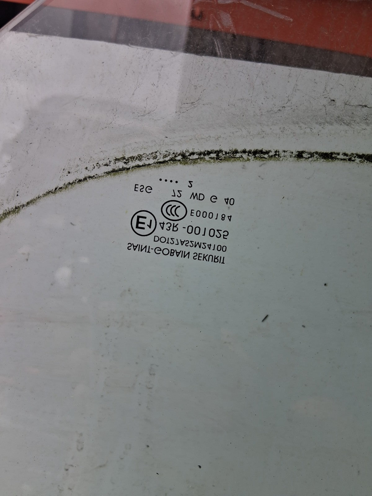 2019 MERCEDES BENZ SPRINTER W907 OSF DRIVER SIDE FRONT WINDOW GLASS