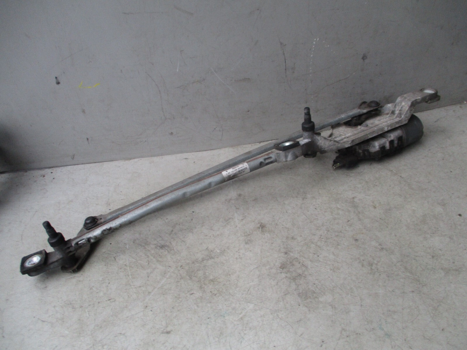 FORD FOCUS MK2 2007 FRONT WIPER MOTOR WITH LINKAGE 4M5117504BC