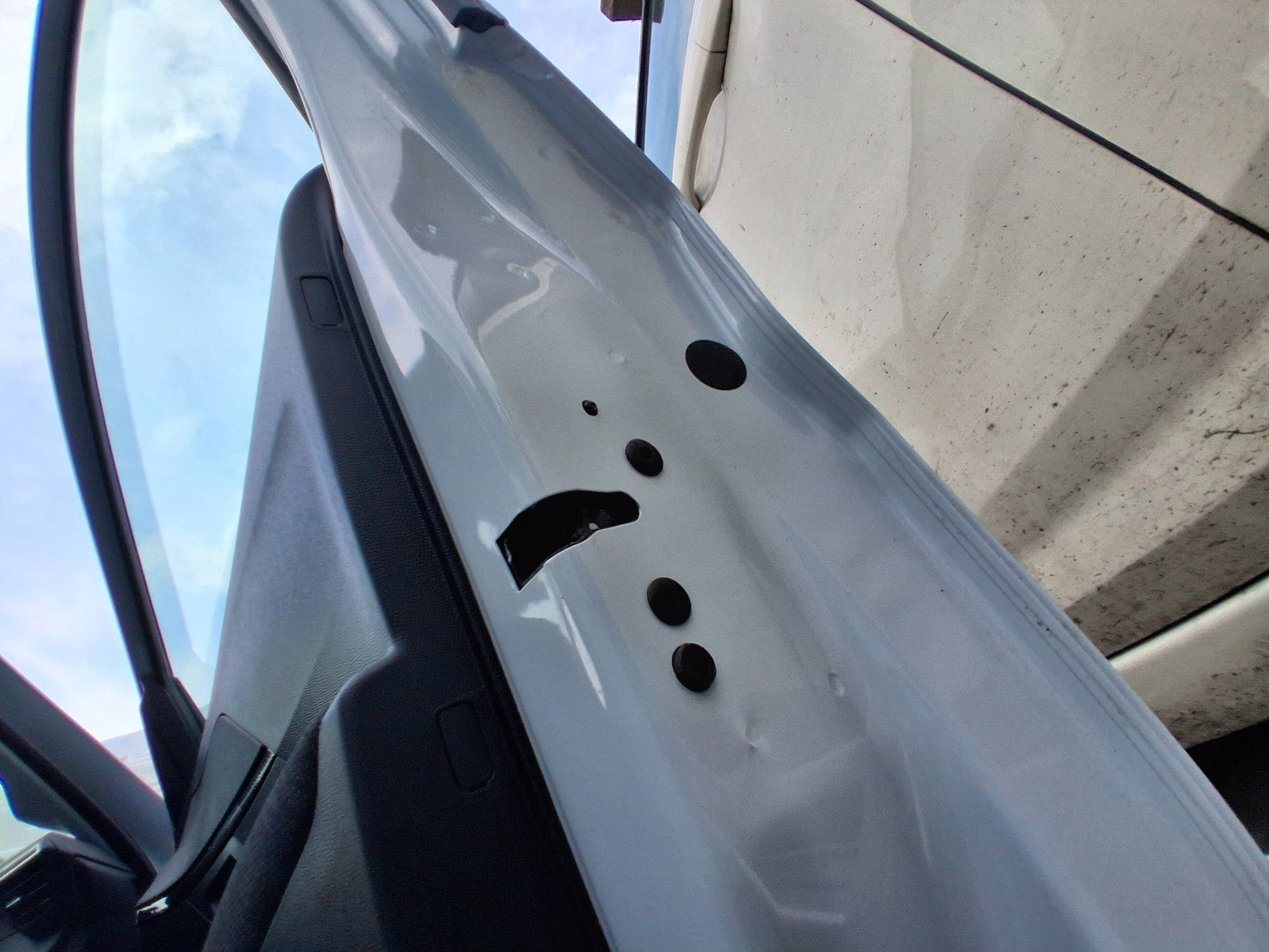 PEUGEOT 208 MK2 2025 OSF DRIVER SIDE FRONT DOOR LOCK MECHANISM