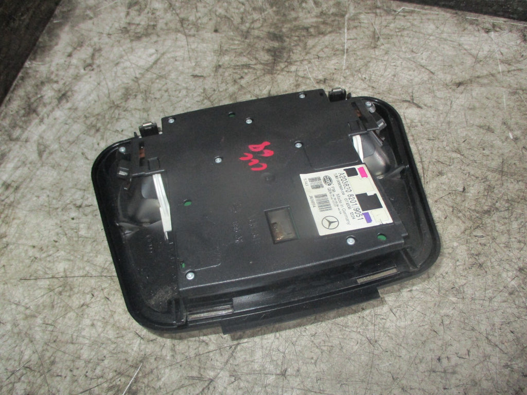 MERCEDES BENZ CLC 2008 W203 FRONT INTERIOR ROOF READING LIGHT A2038208201