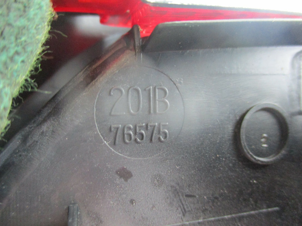 LEXUS IS 200 MK1 REAR THIRD BRAKE LIGHT STOP LIGHT 201B76575