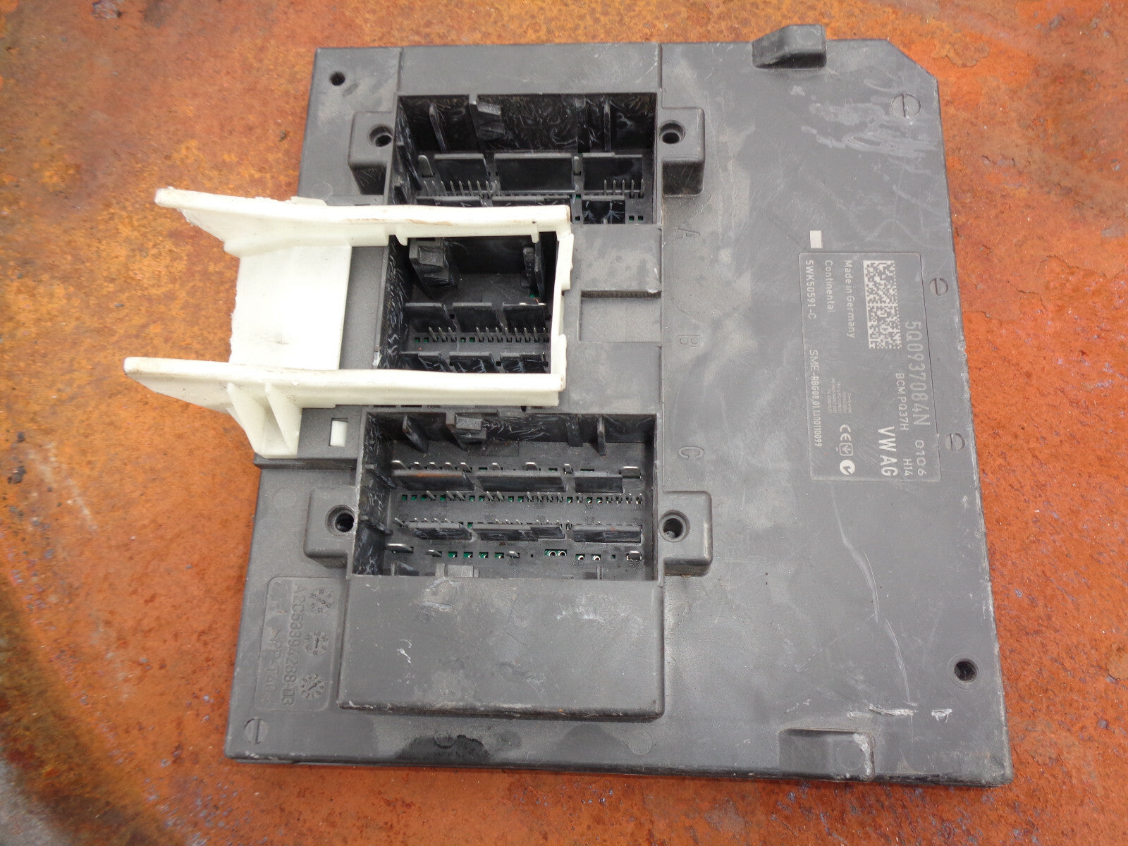 SEAT LEON MK3 2013-2016 BCM BODY CONTROL MODULE 5Q0937084N