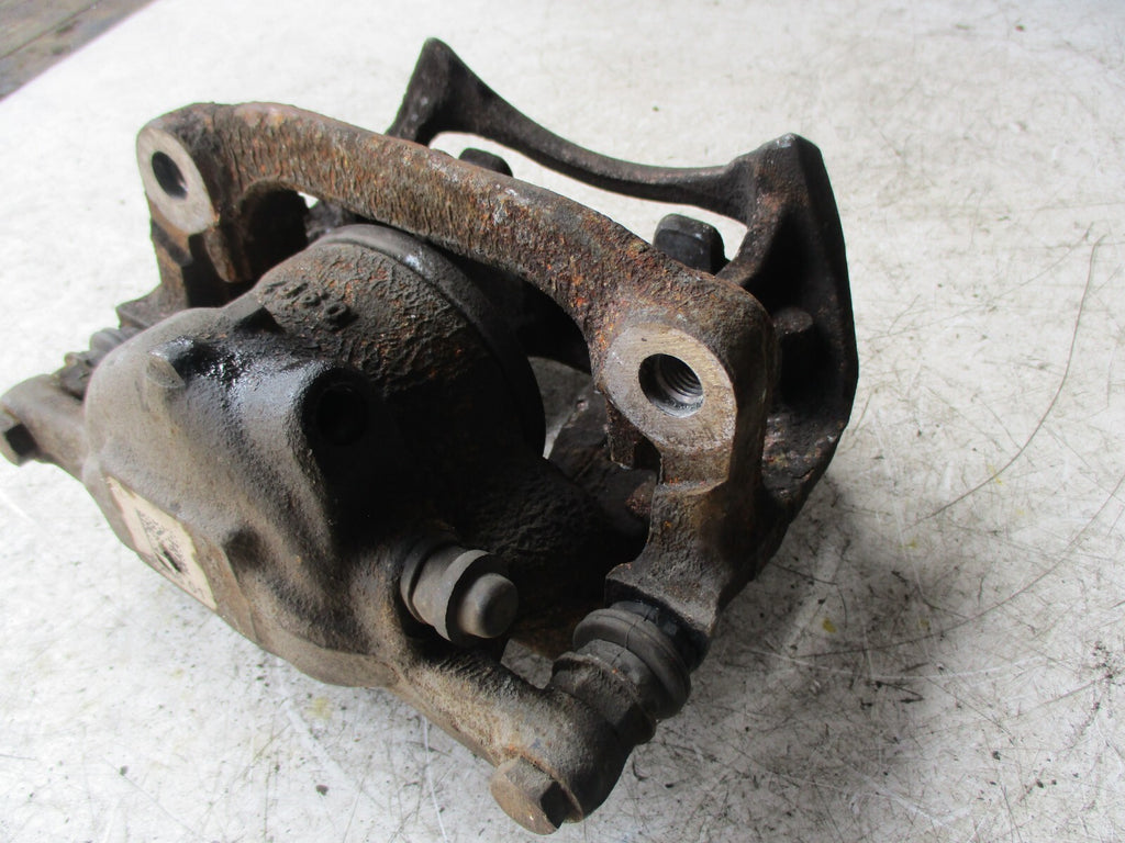 MERCEDES A-CLASS W176 NSF PASSENGER SIDE FRONT BRAKE CALIPER A24601
