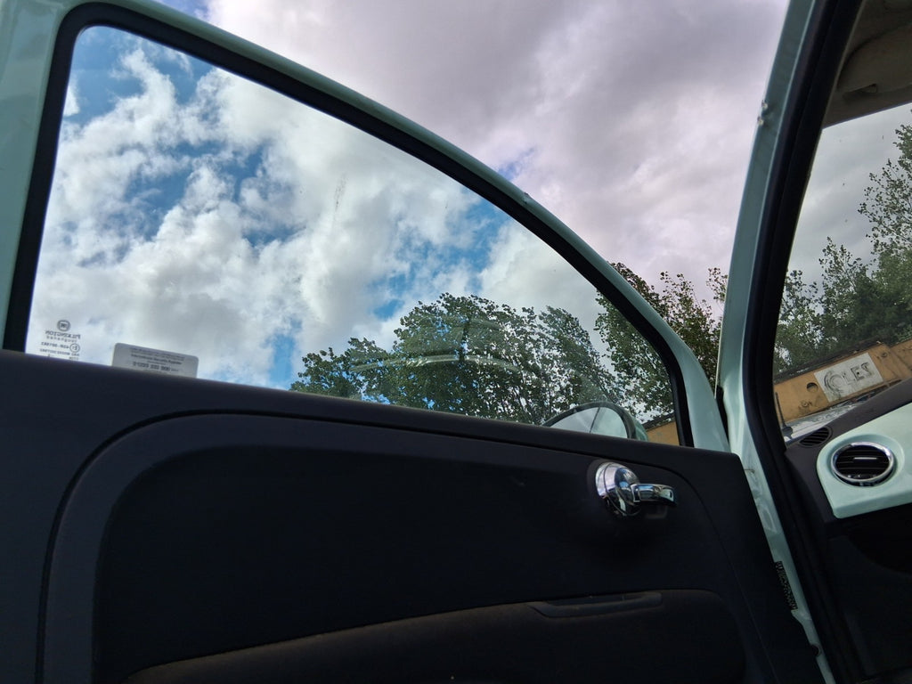 2015 FIAT 500 LOUNGE MK1 3 DOOR NSF COMPLETE FRONT LEFT DOOR OCEAN GREEN C175