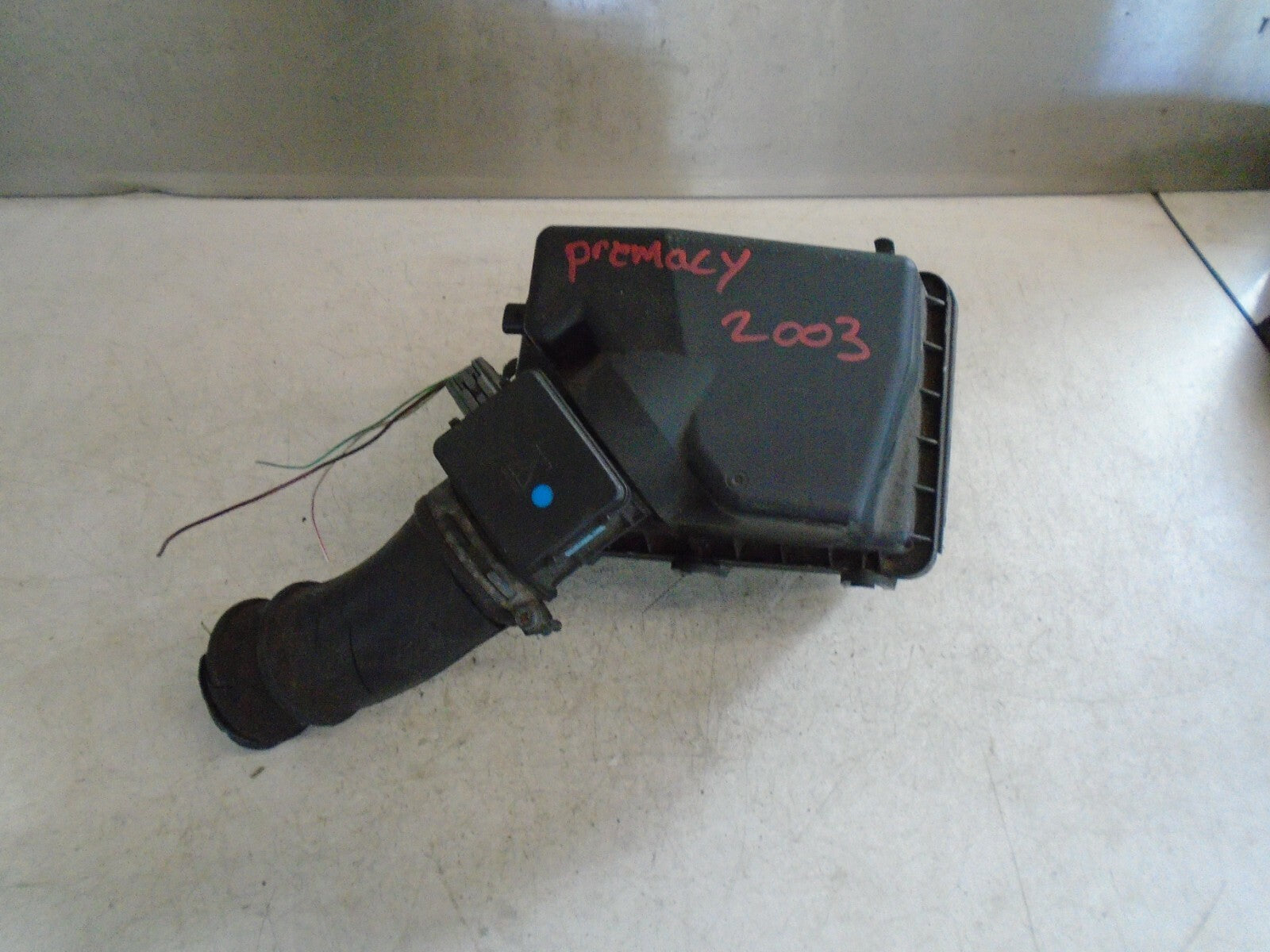 MAZDA PREMACY 2003 MK1 AIR FILTER BOX
