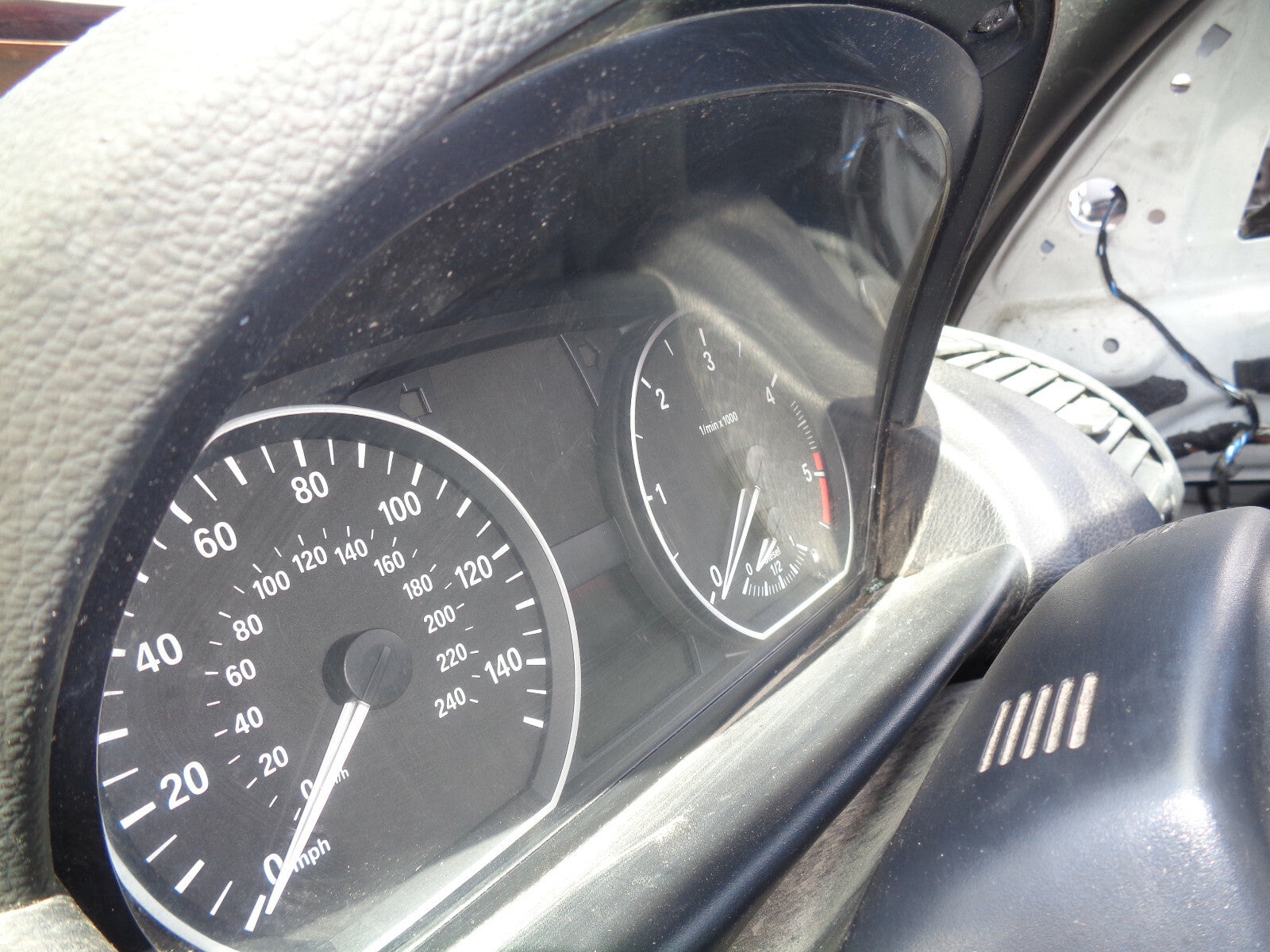 BMW 1 SERIES E88 2013 SPORT 2.0 DIESEL SPEEDOMETER INSTRUMENT CLUSTER