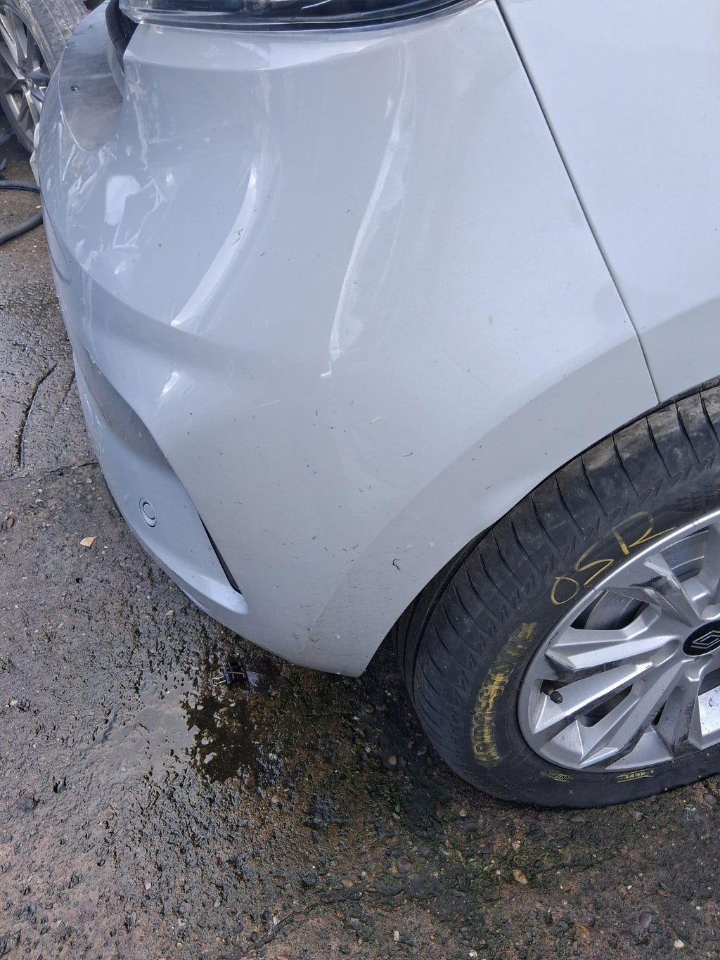 2024 RENAULT CLIO FACELIFT MK5 COMPLETE REAR BUMPER WITH PDC SENSORS GREY