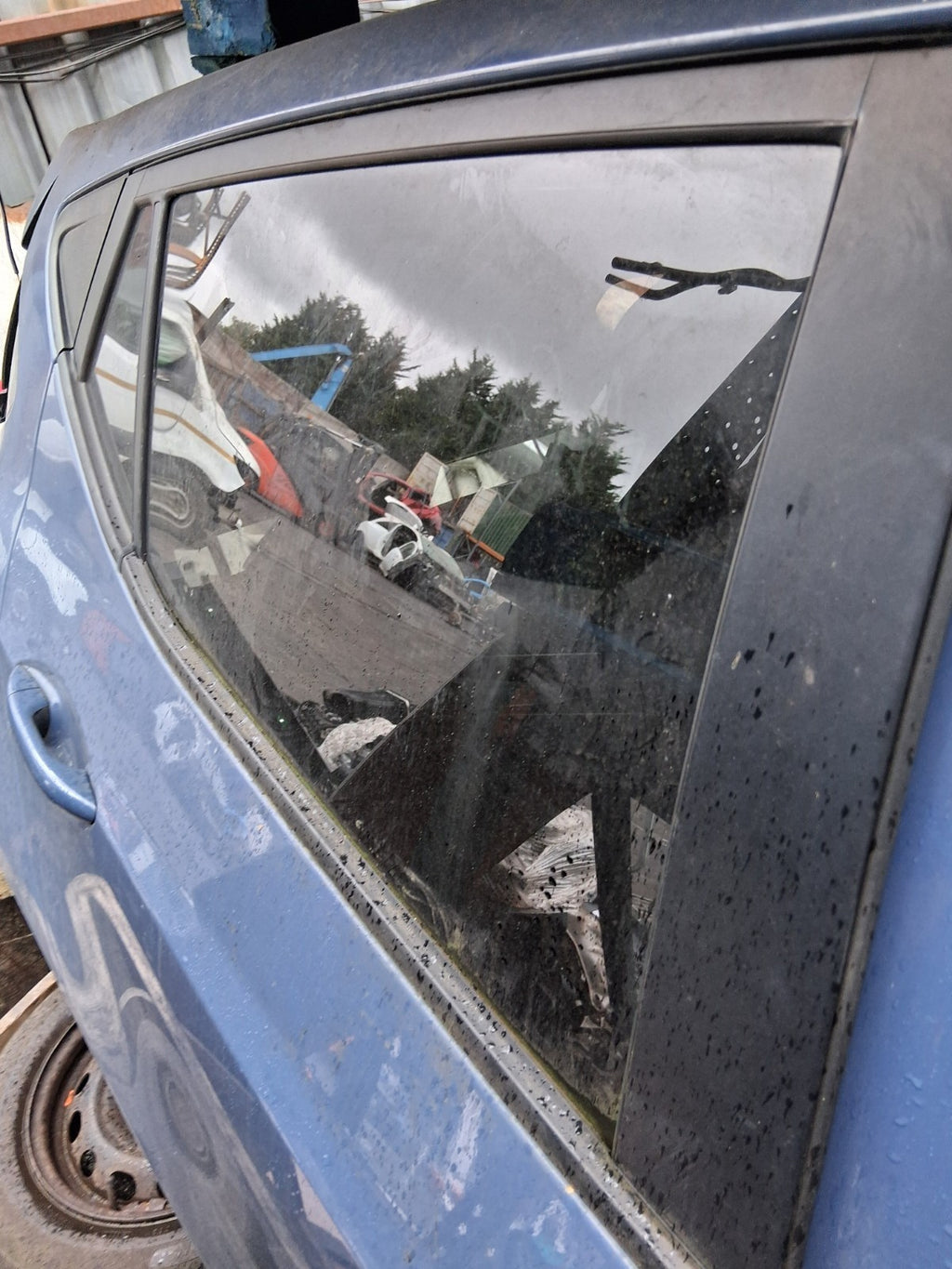 2017 HYUNDAI i10 MK2 OSR DRIVER SIDE REAR RIGHT WINDOW GLASS