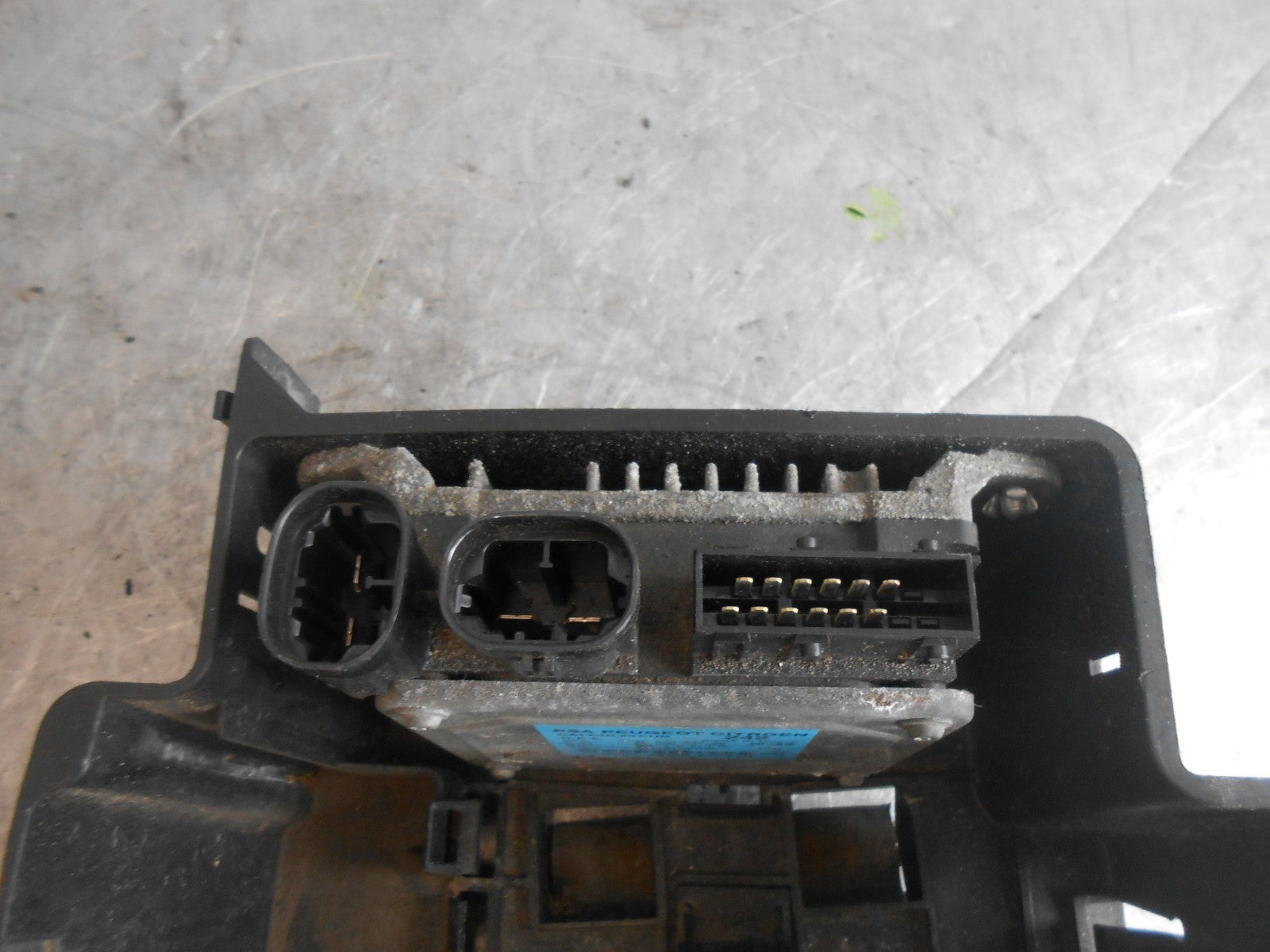 PSA PEUGEOT CITROEN POWER STEERING CONTROL ECU & BATTERY TRAY 9652024280