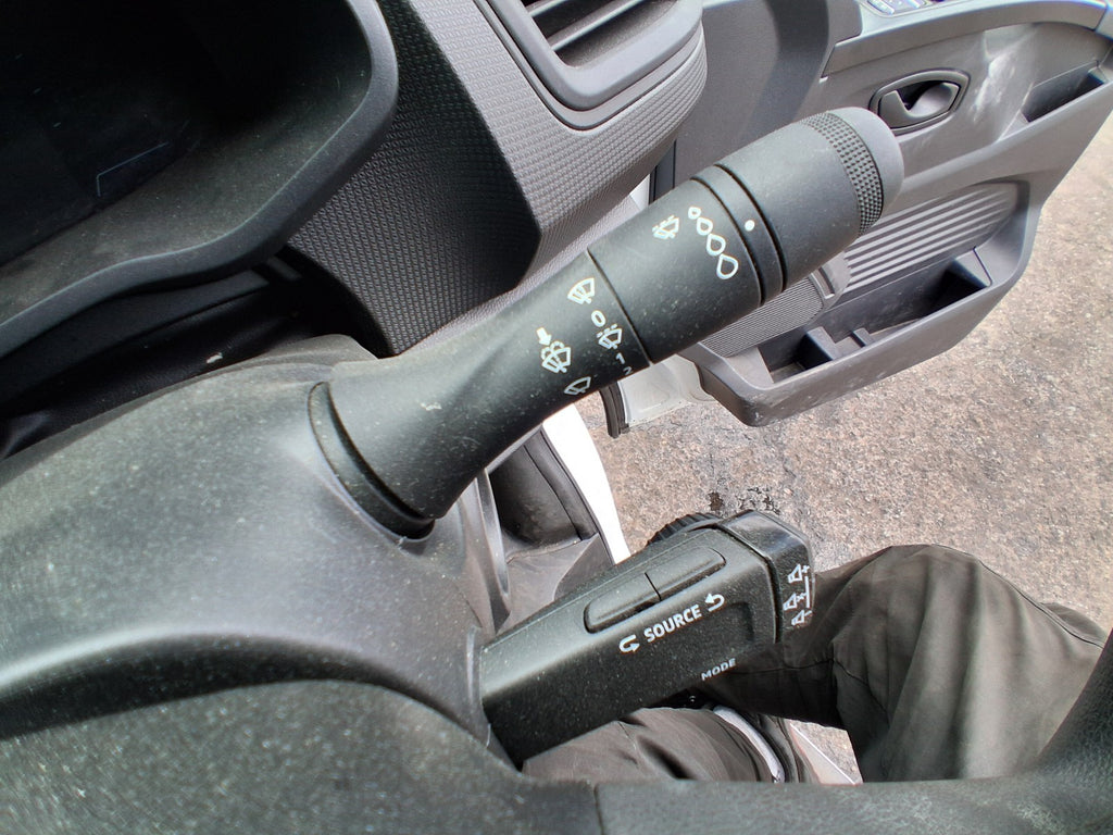 2024 RENAULT TRAFIC X82 MK3 WIPER INDICATOR STALK SWITCH SQUIB