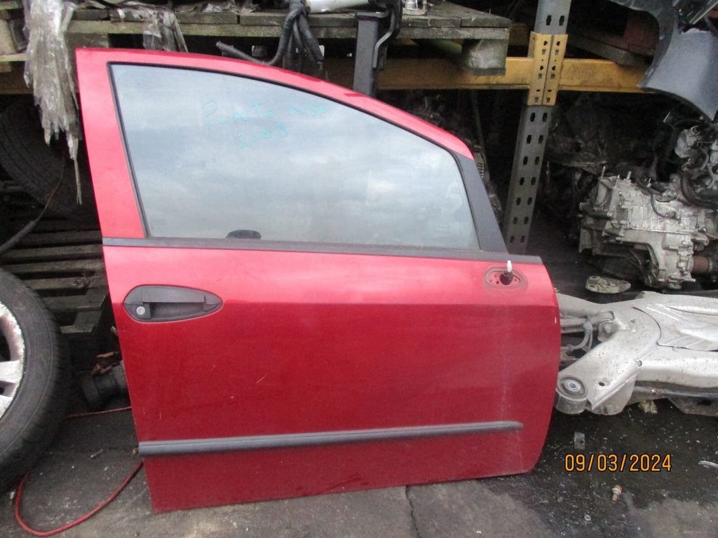FIAT GRANDE PUNTO 2007 5 DOOR OSF DRIVER SIDE FRONT COMPLETE DOOR RED 163