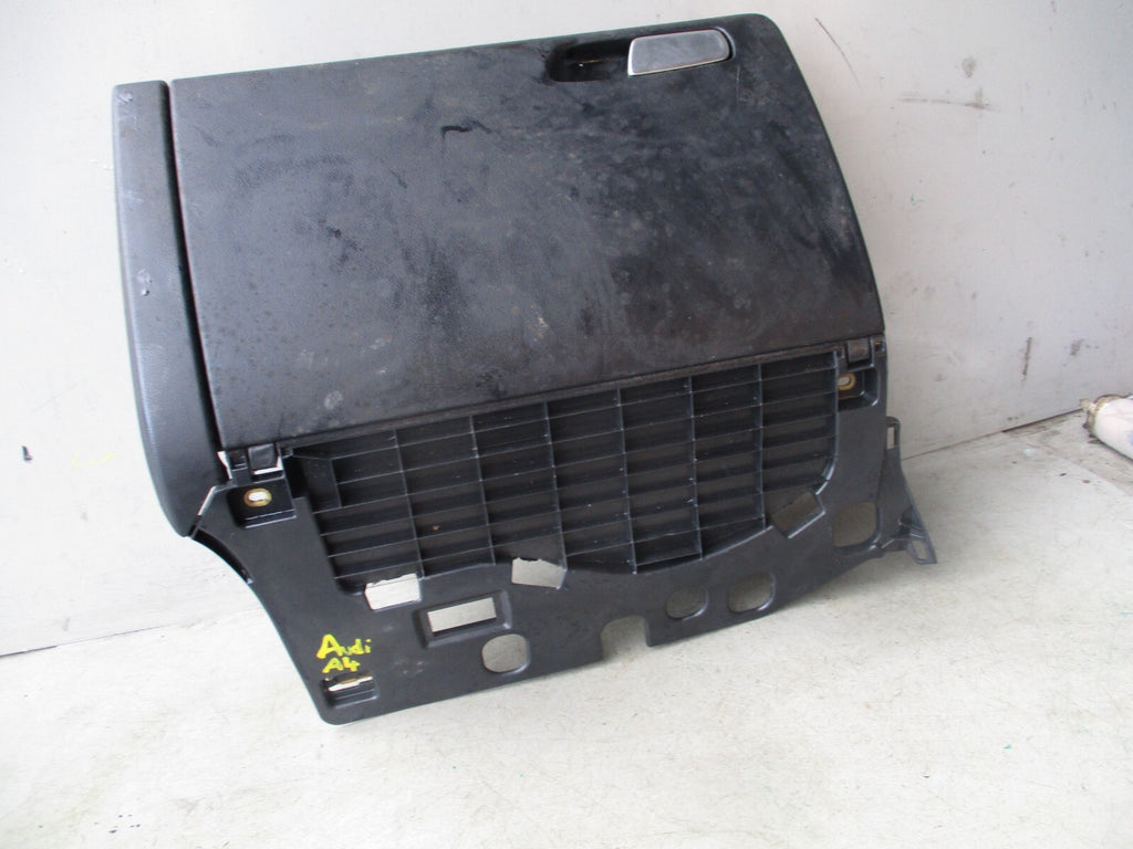 2008 AUDI A4 B8 PASSENGER SIDE STORAGE COMPARTMENT GLOVEBOX