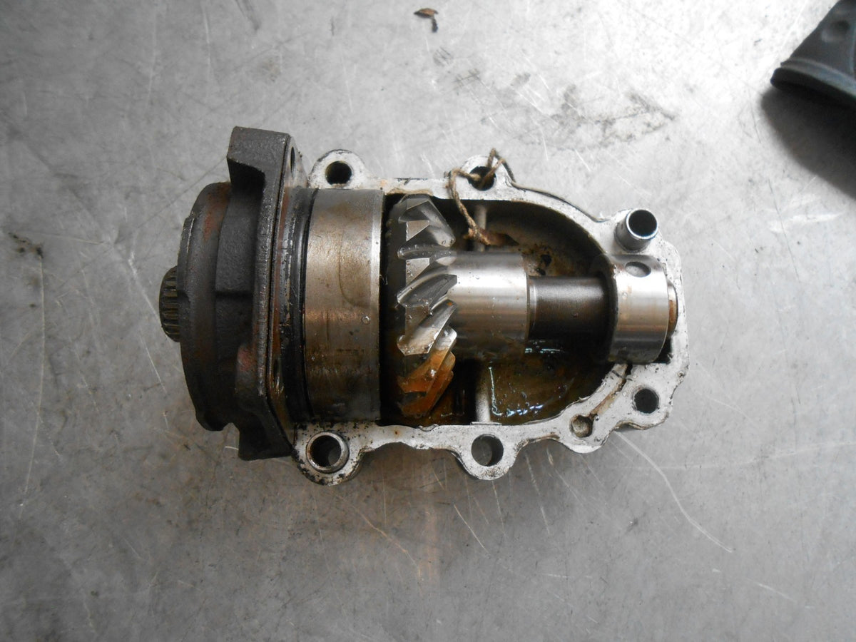 SUZUKI INTRUDER VS800 GLN 1985 - 2005 SHAFT DRIVE BEVEL DRIVE GEAR & HOUSING