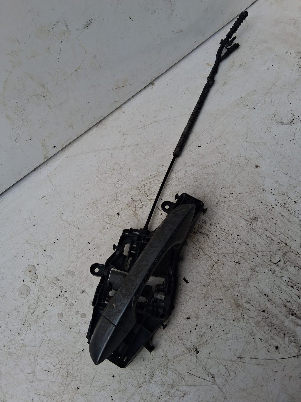 2016 VW VOLKSWAGEN TIGUAN NS NEAR LEFT SIDE INNER DOOR HANDLE 510837811A