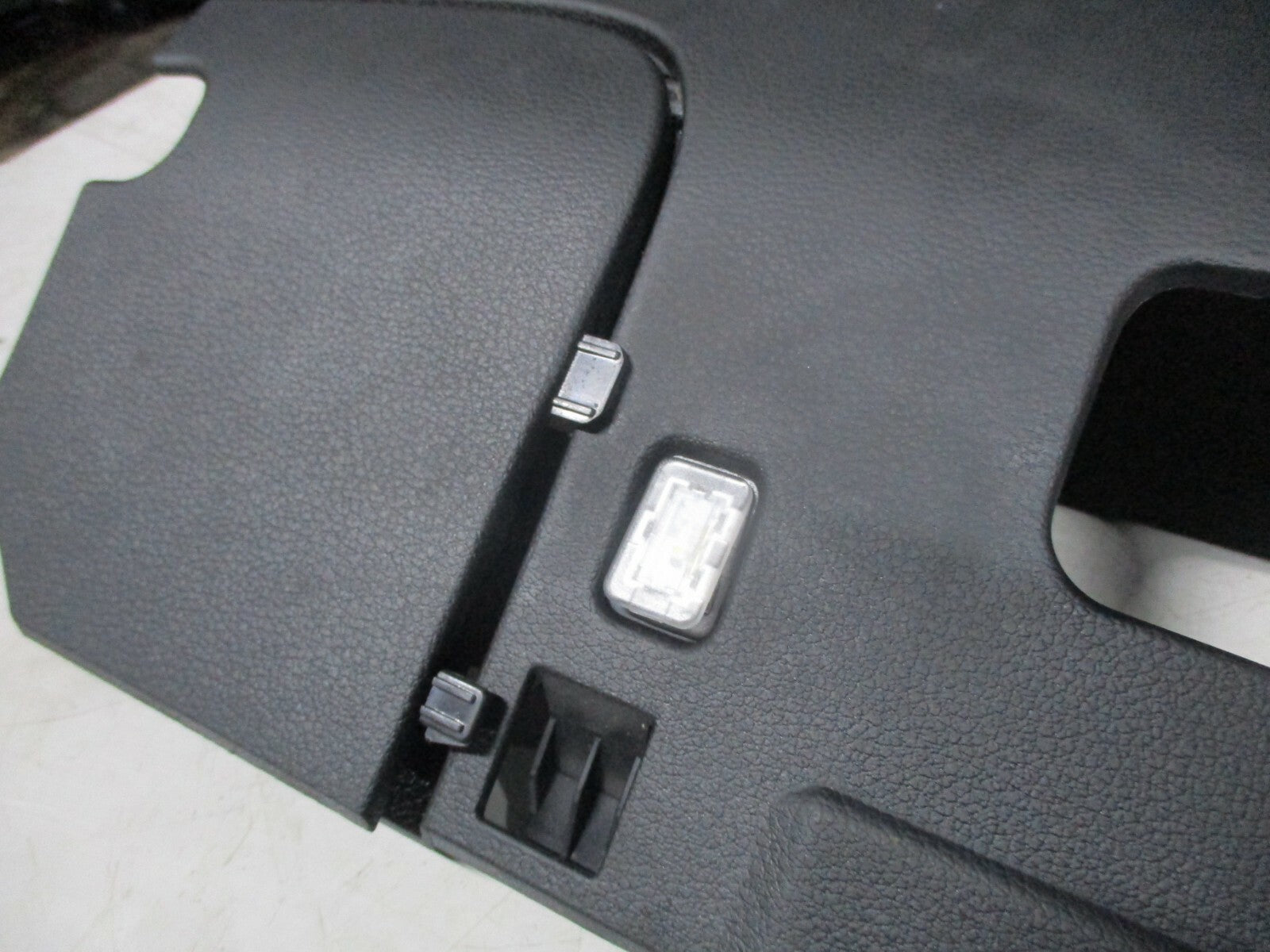 AUDI A3 8V S LINE 2017 INTERIOR STORAGE COMPARTMENT GLOVE BOX GLOVEBOX LID ONLY