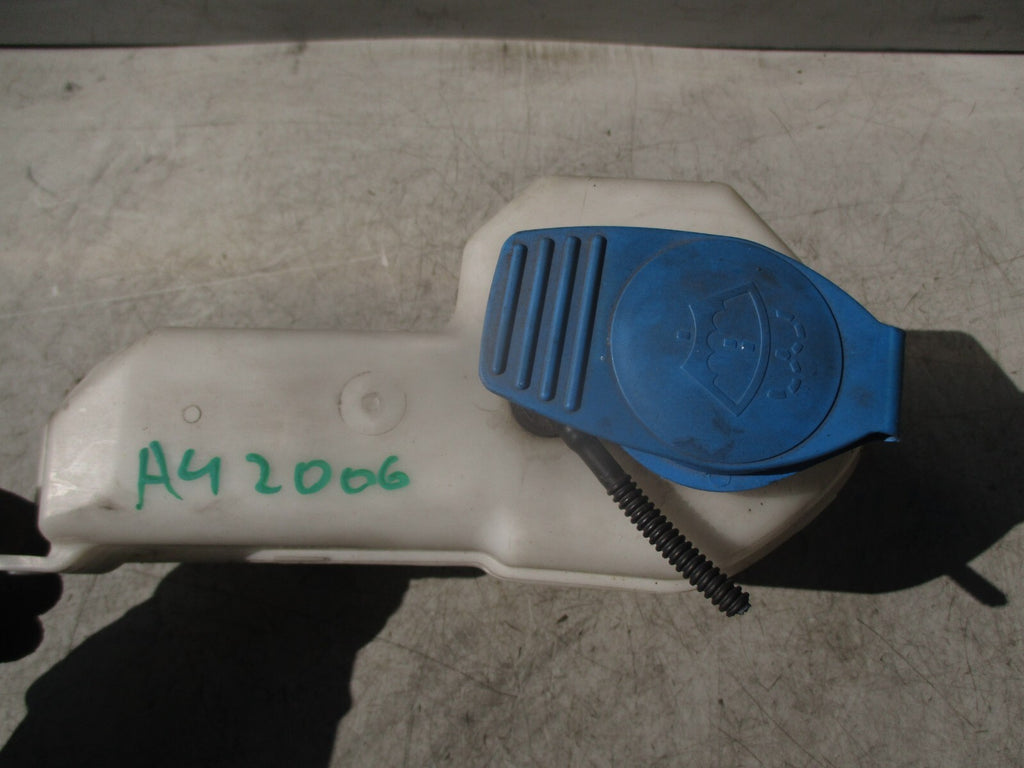 2006 AUDI A4 B7 WINDSCREEN WASHER BOOTLE TOP TANK 8E0955451AP