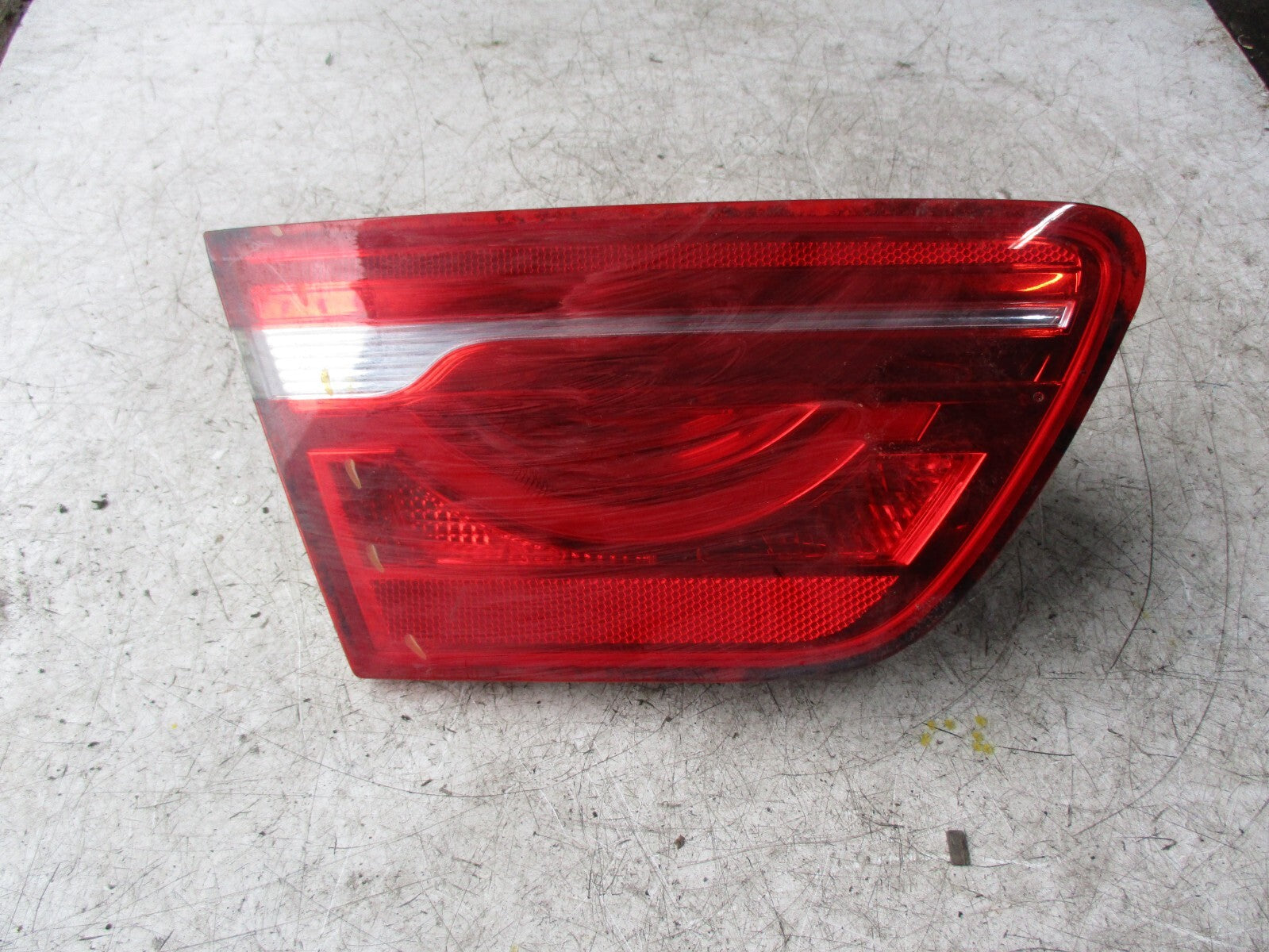 JAGUAR XE 2017 OSR DRIVER SIDE REAR TAIL LIGHT TAIL LAMP