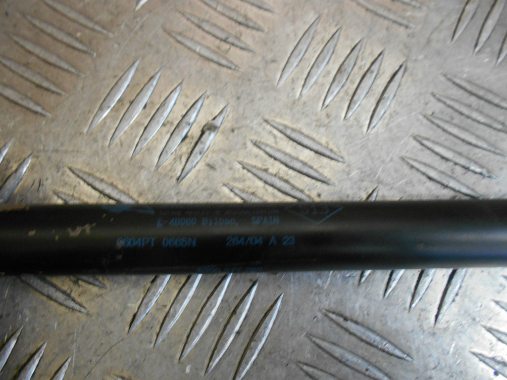 RENAULT SCENIC MK2 2006 BOOTLID BOOT TAILGATE STRUTS DAMPERS 8200377780