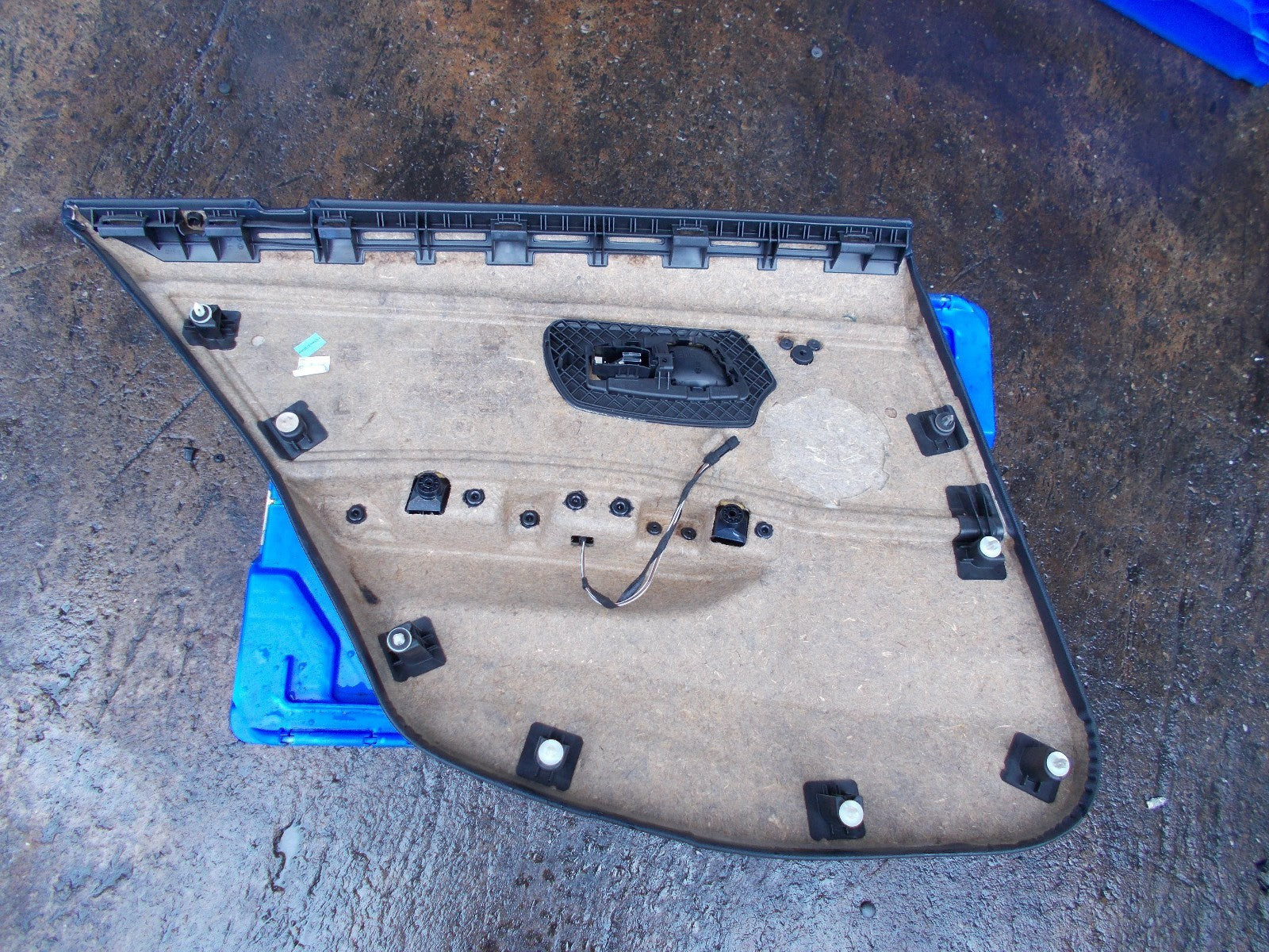 2007 BMW 320D SE E90 OSR DRIVERS SIDE REAR DOOR CARD