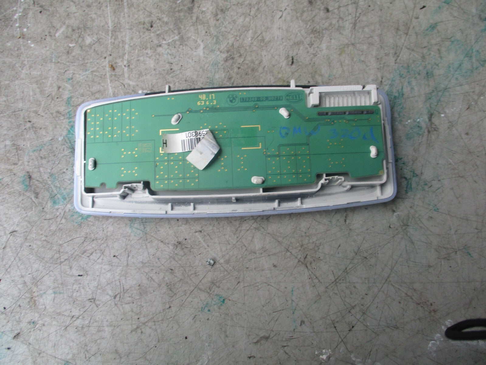 2008 BMW X1 F48 HELLA REAR READING LIGHT 179349-00-H027X