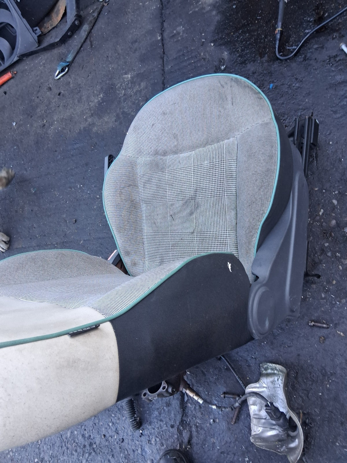 2015 FIAT 500 LOUNGE MK1 OSF DRIVER SIDE FRONT RIGHT COMPLETE SEAT