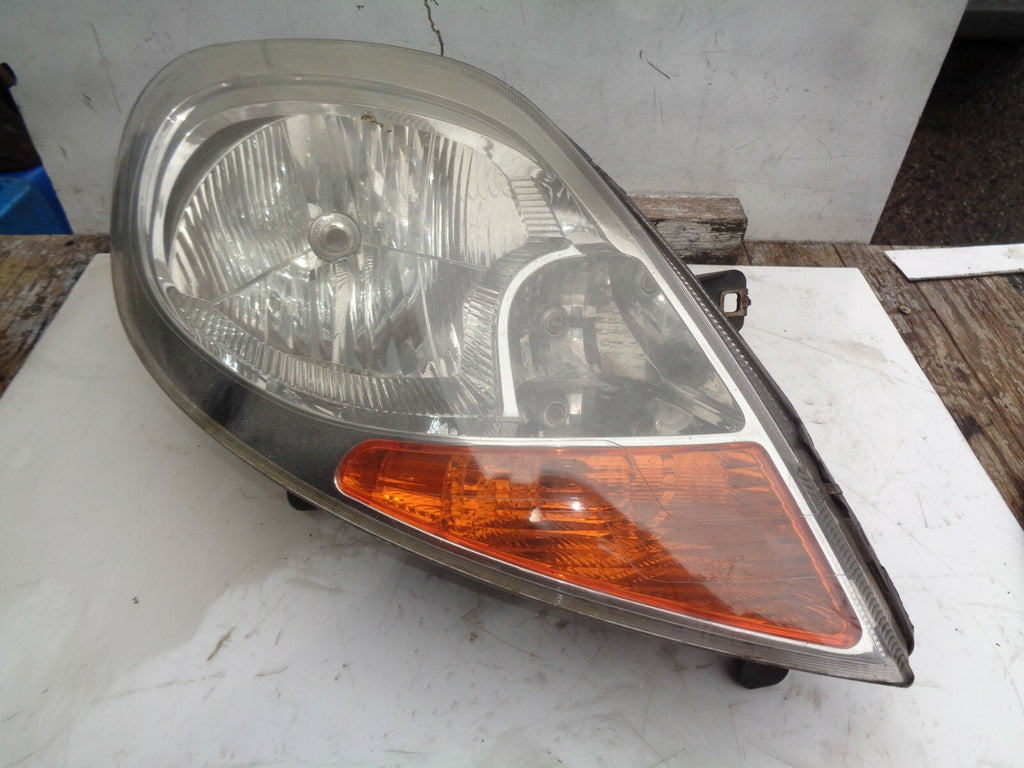 VAUXHALL VIVARO MK1 2007 OS DRIVER SIDE HEADLIGHT 8200701361