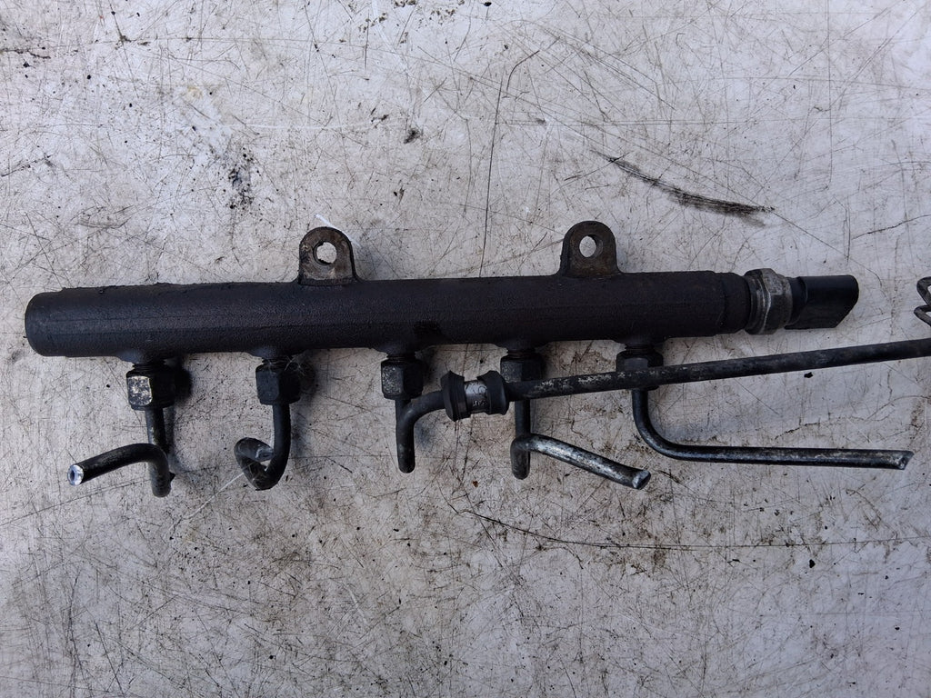 2012 FORD TRANSIT MK7 2.2 TDCI DIESEL FUEL INJECTION RAIL BK2Q9D280AB