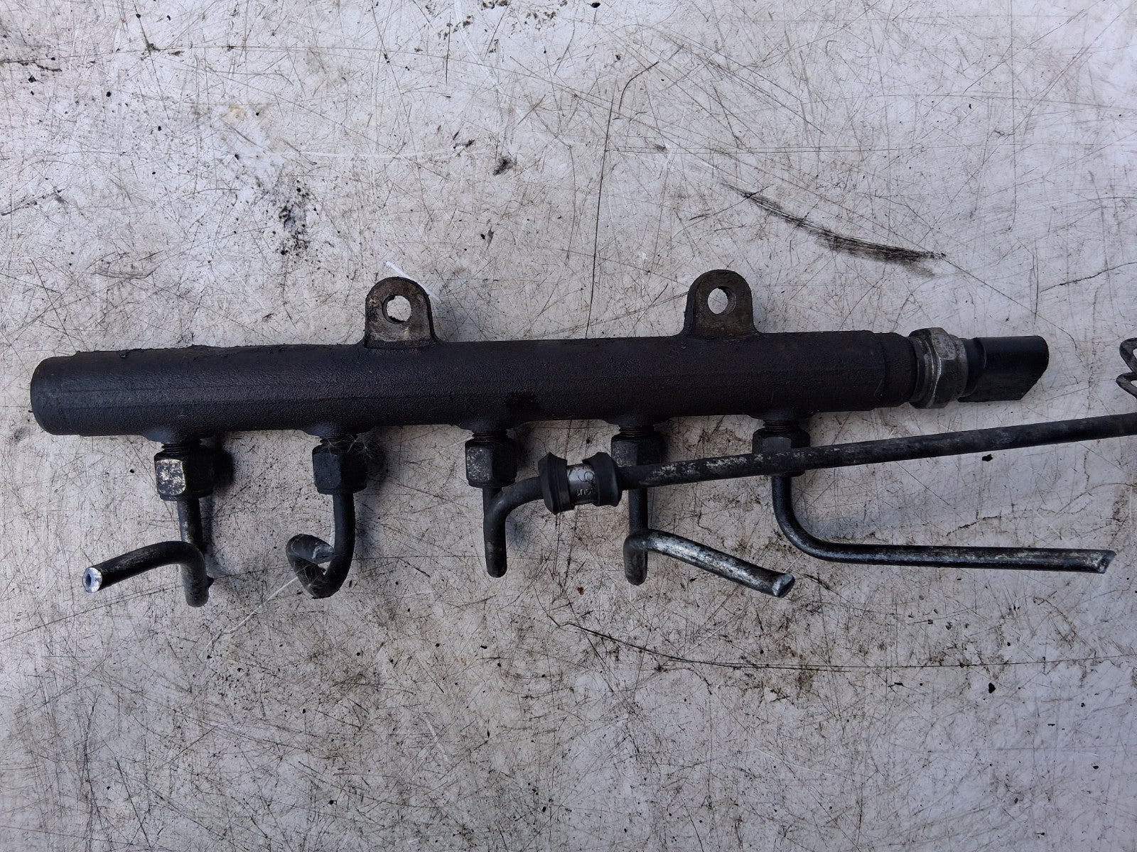 2012 FORD TRANSIT MK7 2.2 TDCI DIESEL FUEL INJECTION RAIL BK2Q9D280AB