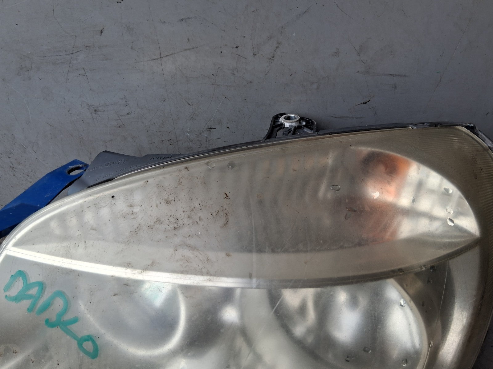 2010 FIAT DOBLO MK1 NSF PASSENGER SIDE FRONT HEADLIGHT HEADLAMP