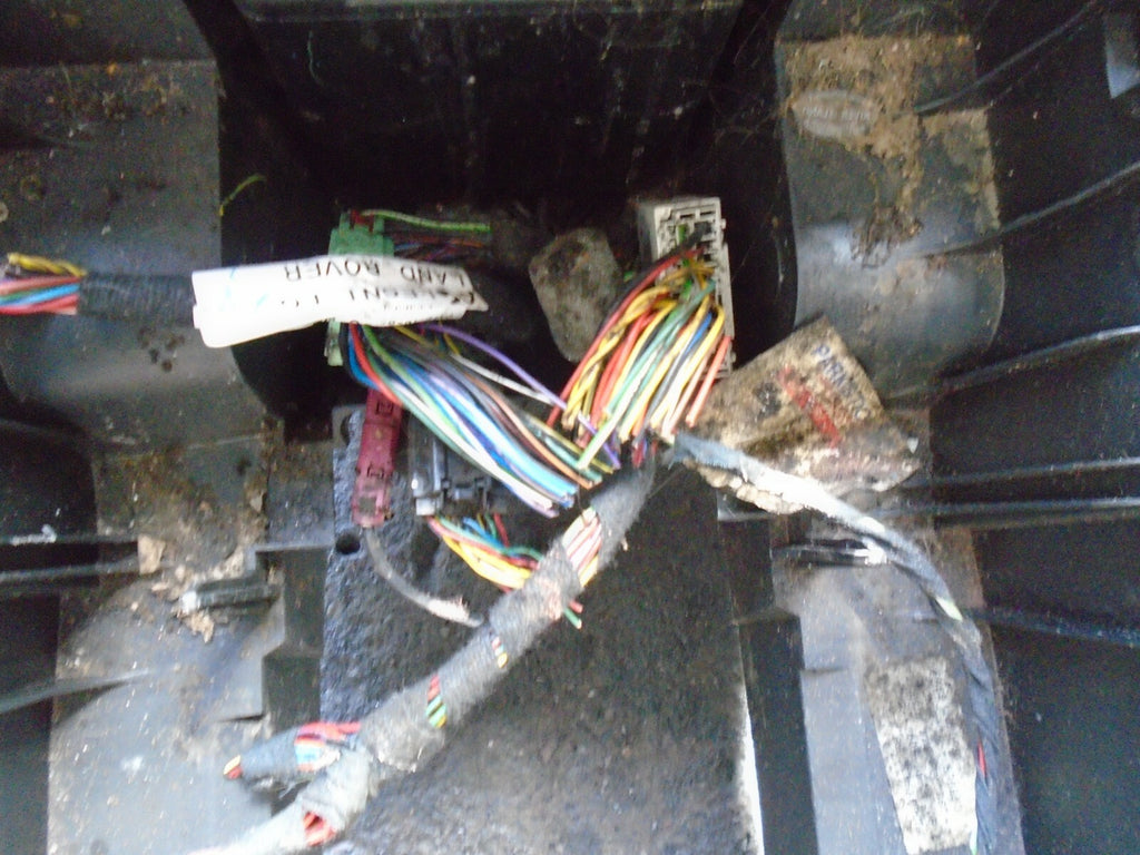 RANGE ROVER 2005 CENTRE CONSOLE WITH ARMREST