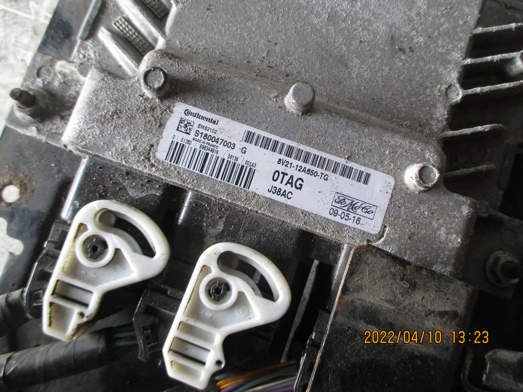 FORD FIESTA 2009 MK7 1.4 PETROL ECU ENGINE CONTROL MODULE 8V2112A650TG