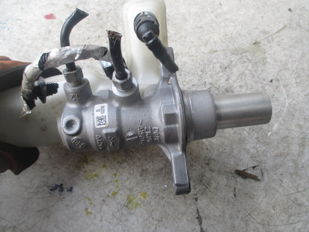 FORD MONDEO MK5 2019 BRAKE MASTER CYLINDER DG9C2K478MB
