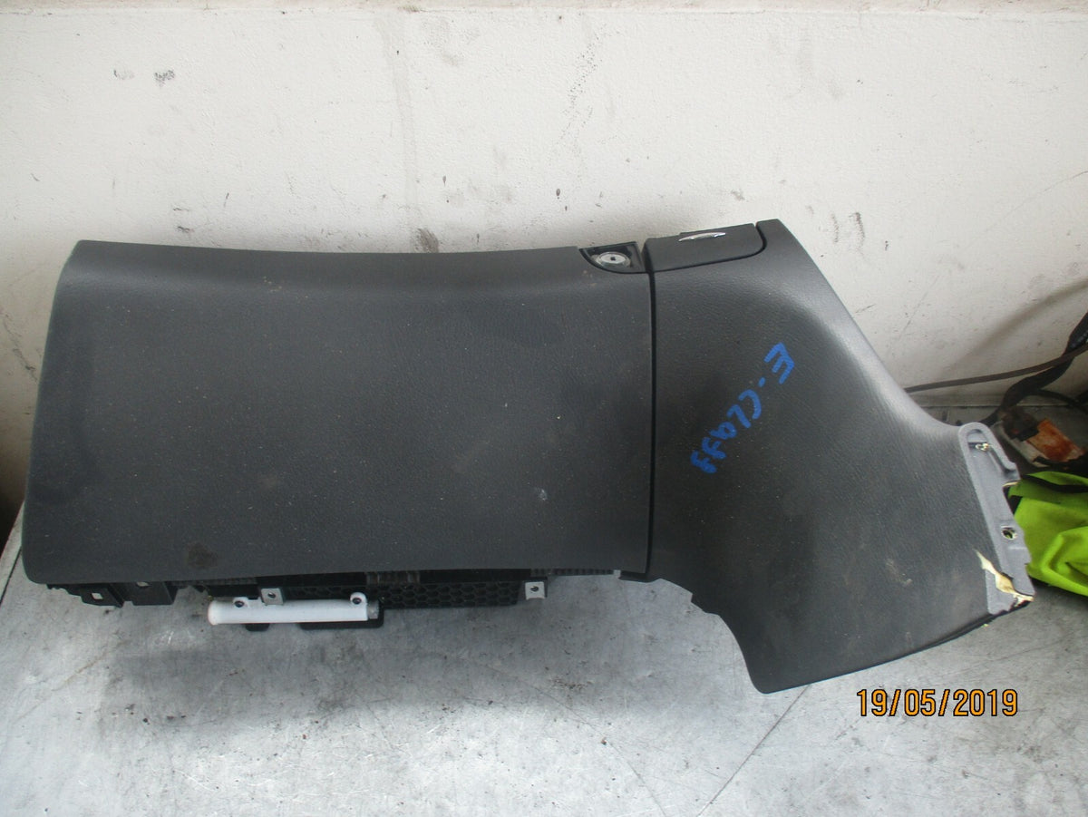 MERCEDES E CLASS W211 GLOVE BOX COMPARTMENT BLACK