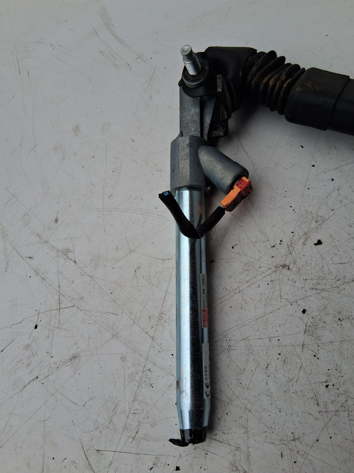 NISSAN QASHQAI MK2 2014 OSF OFF DRIVER RIGHT FULL FRONT SEAT BELT 0589P1000220