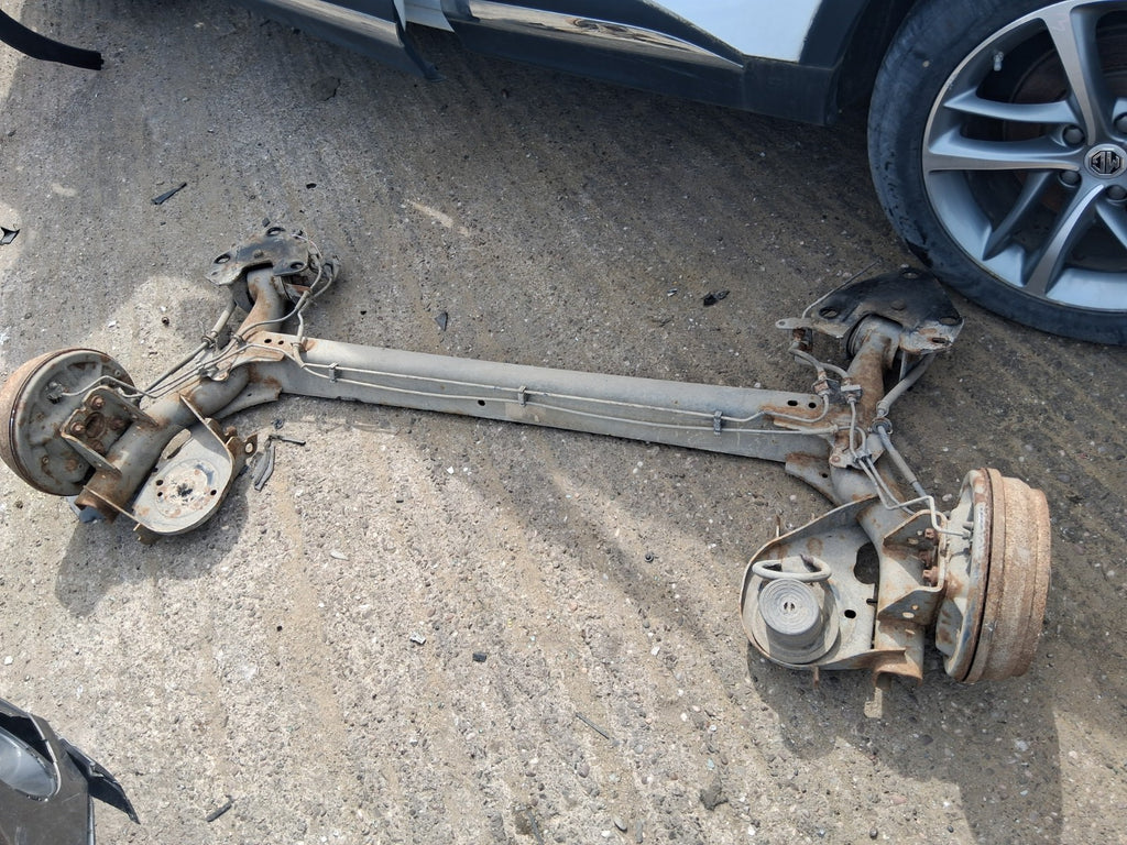 2020 RENAULT KANGOO MK2 1.5 DIESEL COMPLETE REAR AXLE DISC TYPE