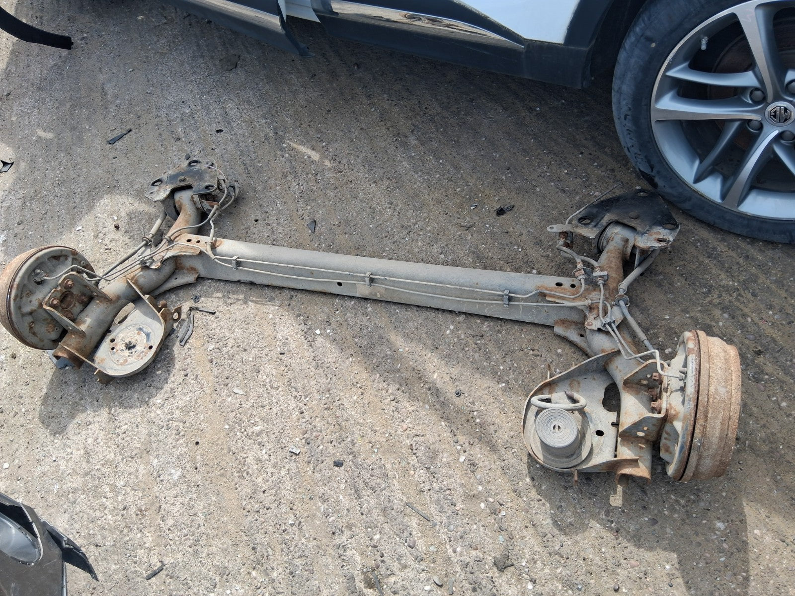 2020 RENAULT KANGOO MK2 1.5 DIESEL COMPLETE REAR AXLE DISC TYPE