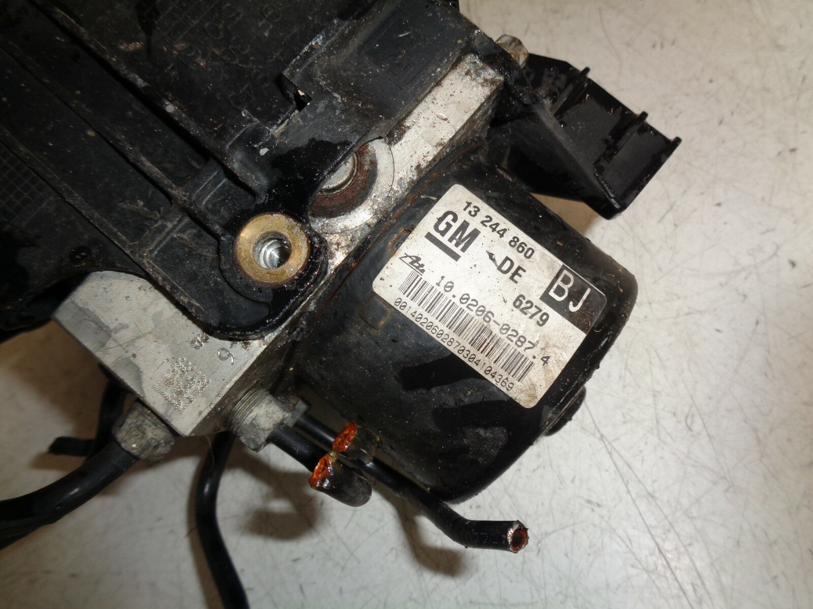 VAUXHALL ZAFIRA B ASTRA H 2010-2015 1.8 PETROL ABS PUMP & MODULE 13244860BJ